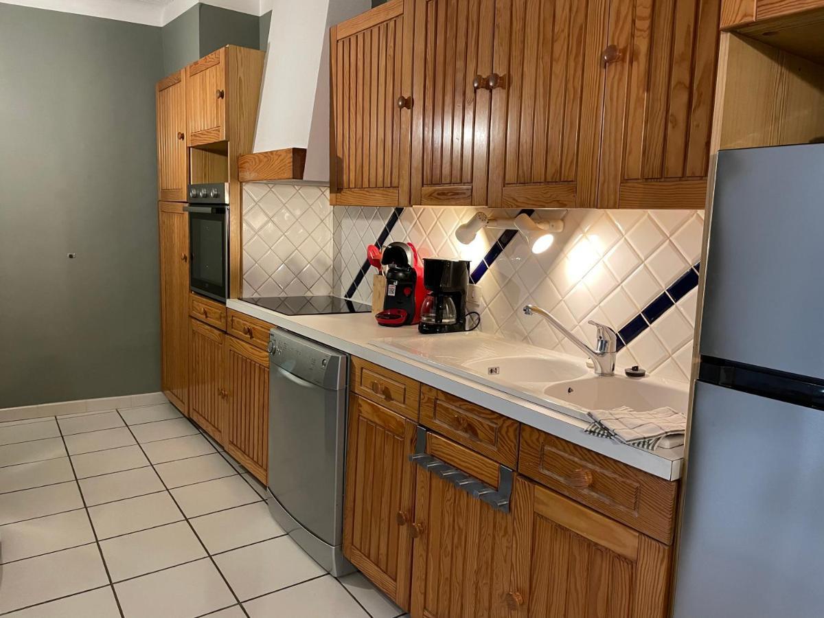 Apartmán T2 Plein Centre Au 1Er Etage Avec Parking Prive Millau Exteriér fotografie